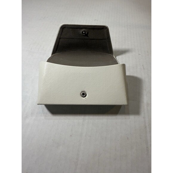 Michael Kors MK Cream White Sunglasses Case Shell Large, Pouch & Cleaning Cloth - Picture 7 of 12